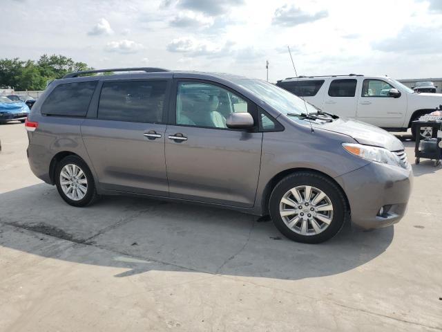 5TDDK3DCXDS052580 2013 TOYOTA SIENNA, photo no. 4