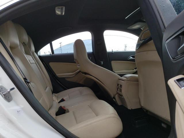 WDDSJ4EB0KN708655 Mercedes-Benz CLA 250