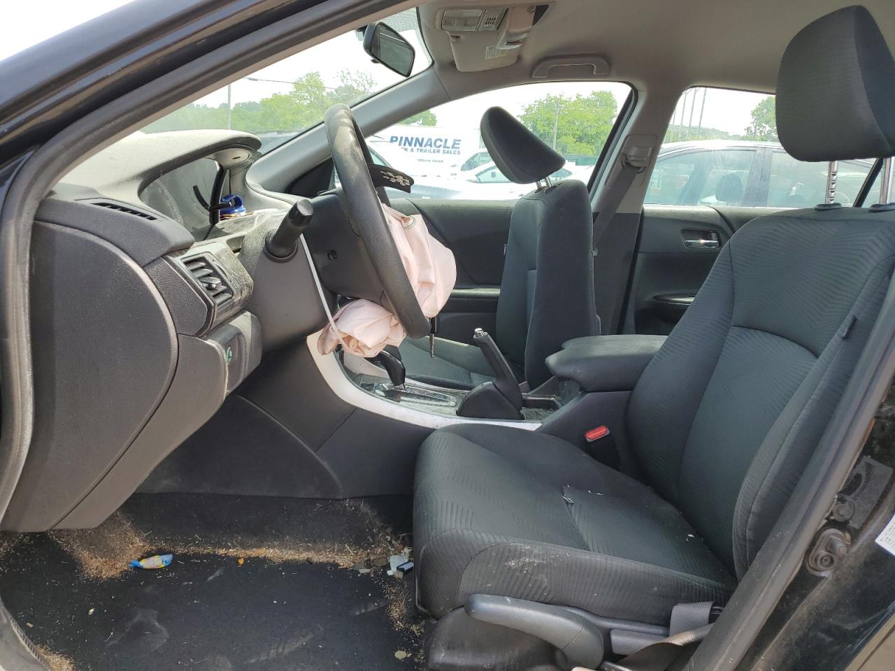 1HGCR2F34HA126627 HONDA ACCORD 2017