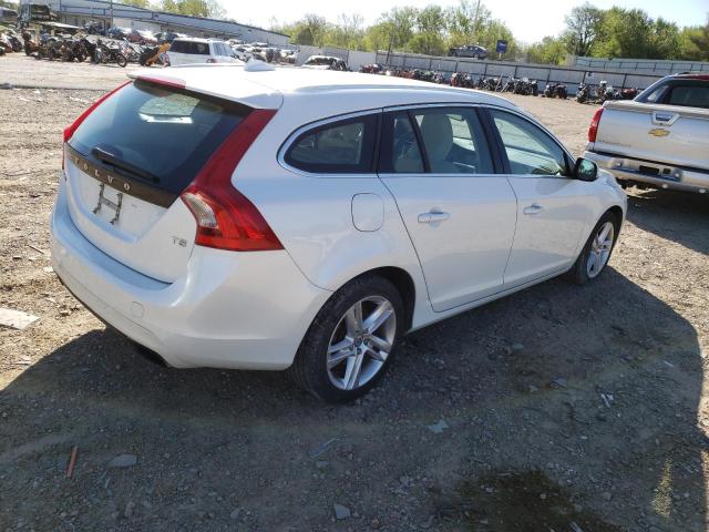 2015 VOLVO V60 PREMIE YV140MEB1F1207786
