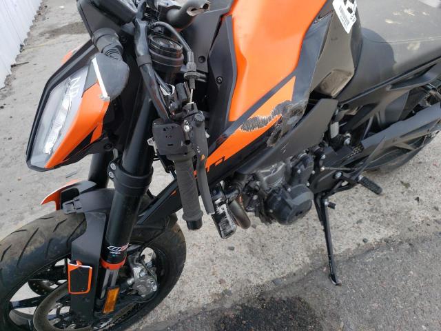 2022 KTM 890 DUKE R VBKTU9406NM834000