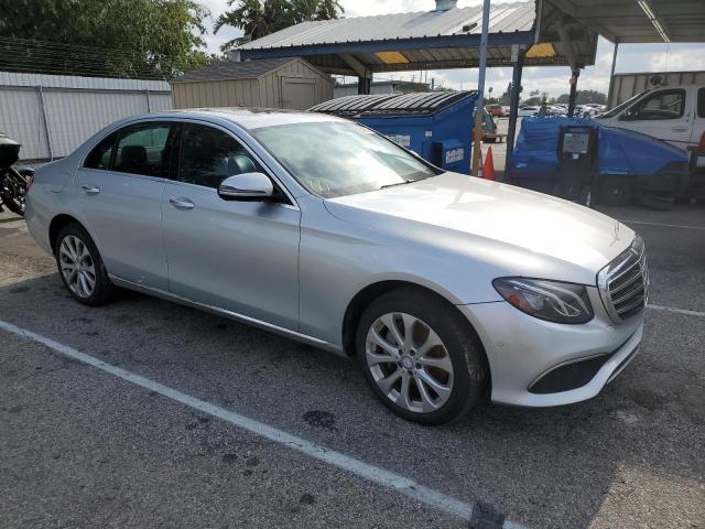 WDDZF4JB2HA105826 Mercedes-Benz E 300