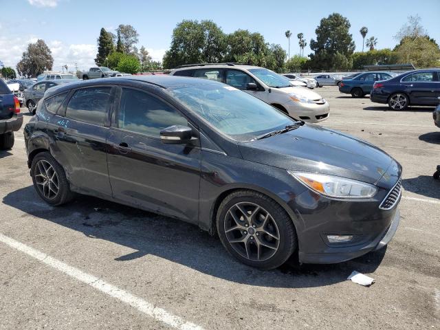 1FADP3K2XFL385917 Ford FOCUS SE