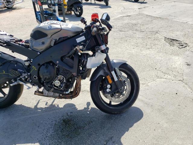 2016 YAMAHA YZFR6 C JYARJ16Y5GA011518