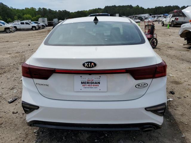 3KPF24AD1ME267223 KIA FORTE FE