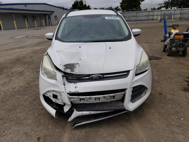 1FMCU0GX5FUB82585 Ford ESCAPE SE