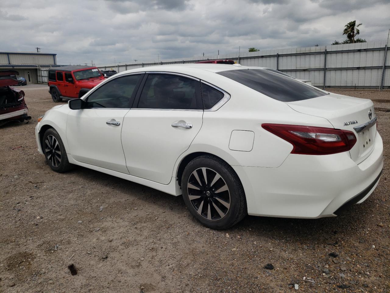 1N4AL3AP7JC197828 NISSAN ALTIMA 2018