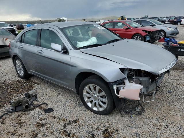 1C3CCBAB3EN145368 Chrysler 200 LX