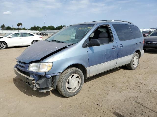 2000 Toyota Sienna LE