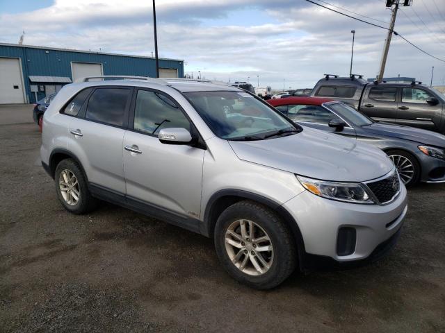5XYKTDA70FG601740 KIA SORENTO LX