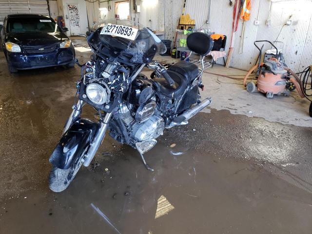 2017 INDIAN MOTORCYCLE CO. CHIEFTAIN - 56KTCNAA8H3353955
