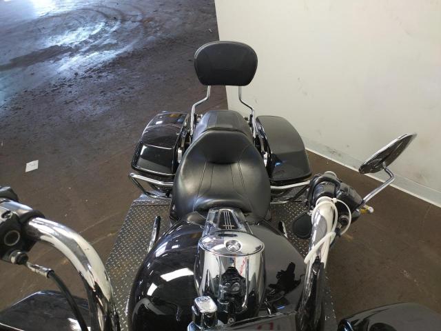 2017 HARLEY-DAVIDSON FLTRXS ROA - 1HD1KTC15HB697054