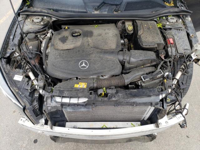 WDCTG4GB1KU015202 Mercedes-Benz Gla 250 4matic