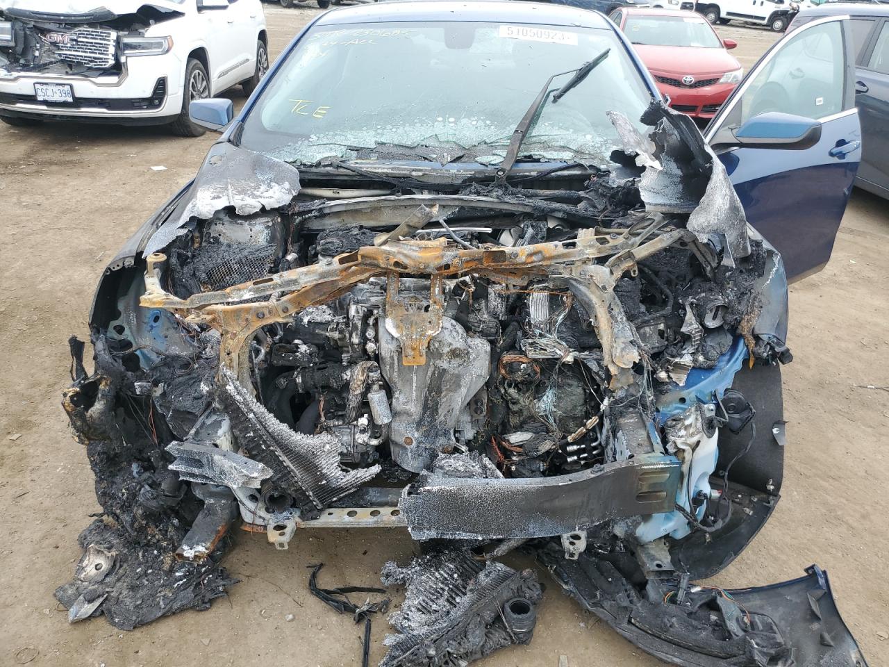 1G1ZD5ST5KF151327 CHEVROLET MALIBU 2019