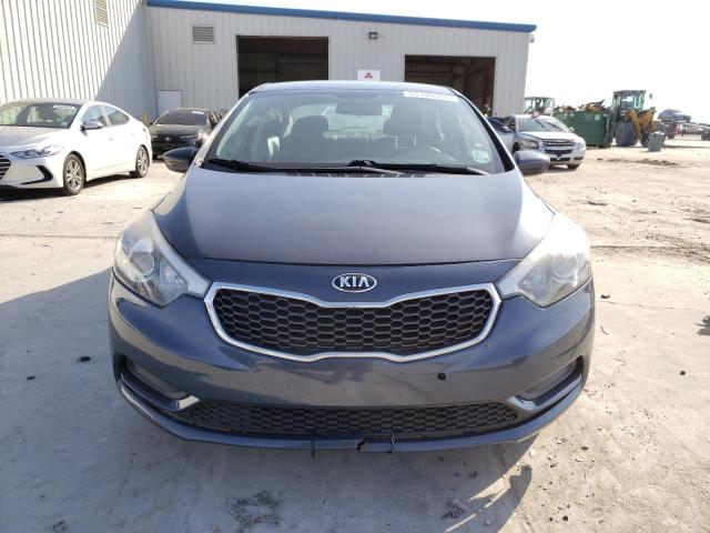 KNAFK4A67G5606792 | 2016 KIA FORTE LX