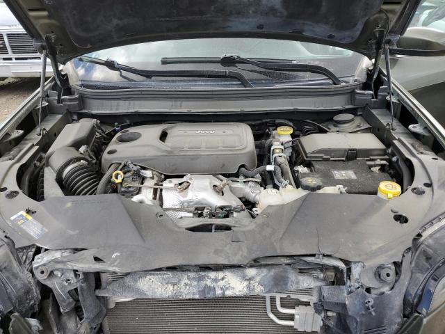 1C4PJMLN2KD211643 Jeep Cherokee Latitude Plus