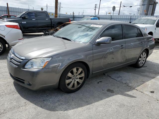 2005 Toyota Avalon XL