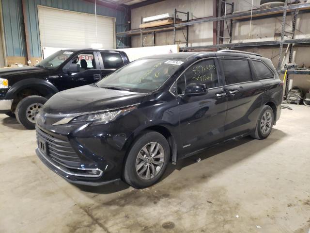 2021 Toyota Sienna XLE