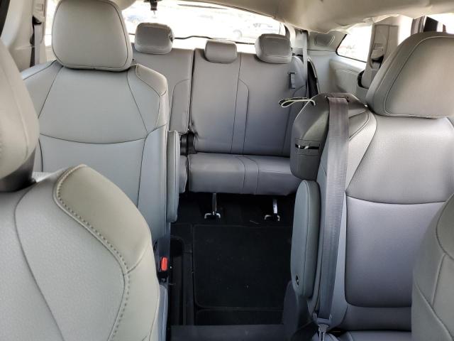 5TDJRKEC5MS019395 Toyota SIENNA XLE