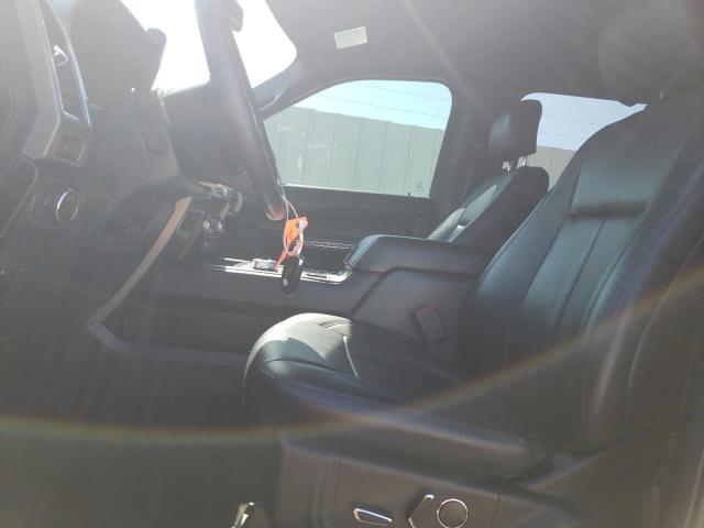 1FMJU1HT8KEA30121 Ford Expedition Xlt