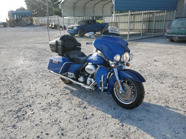 2007 HARLEY-DAVIDSON FLHTCUSE - 1HD1PR8137Y958089