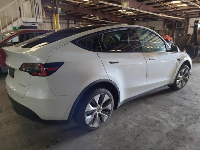 5YJYGDEE0MF078313 Tesla Model Y  3