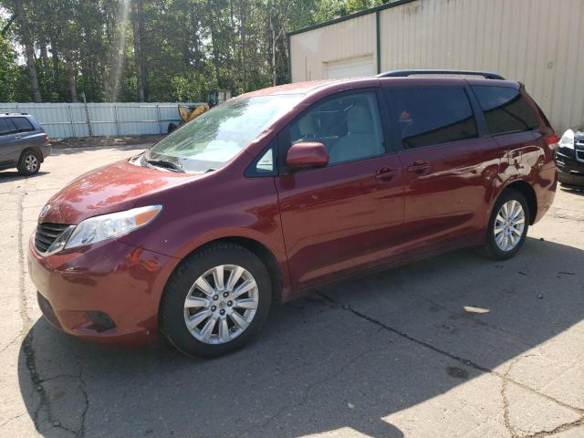 2013 Toyota Sienna LE