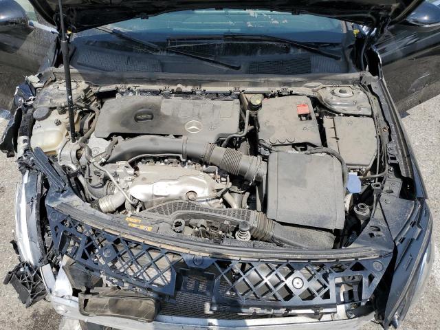 WDD3G4FB8KW025971 Mercedes-Benz A 220 4matic