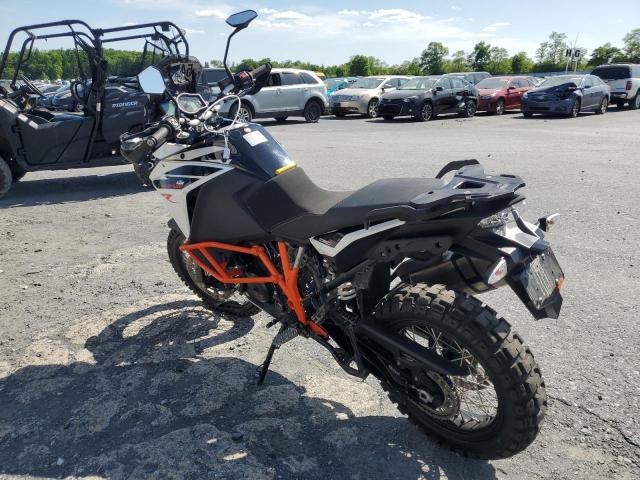 2018 KTM 1090 ADVEN - VBKV49401JM988875