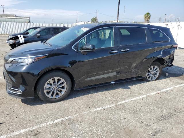 Salvage cars for sale from Copart Van Nuys, CA: 2022 Toyota Sienna XLE