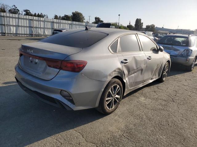 3KPF24AD9PE573753 KIA FORTE LX