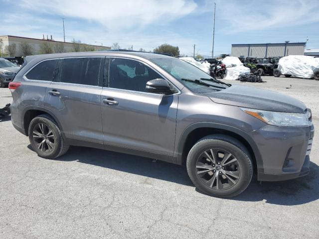 5TDZARFH2KS046662 Toyota Highlander Le