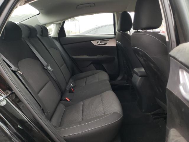 3KPF24AD7PE607351 KIA FORTE LX