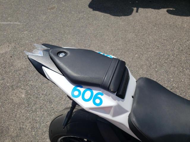 2016 BMW S 1000 R - WB10D1208GZ696679