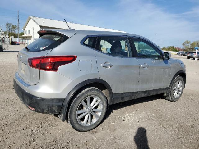 JN1BJ1CR4JW290105 Nissan Rogue Sport S