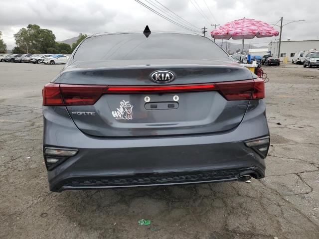 3KPF24AD4ME376405 KIA FORTE FE