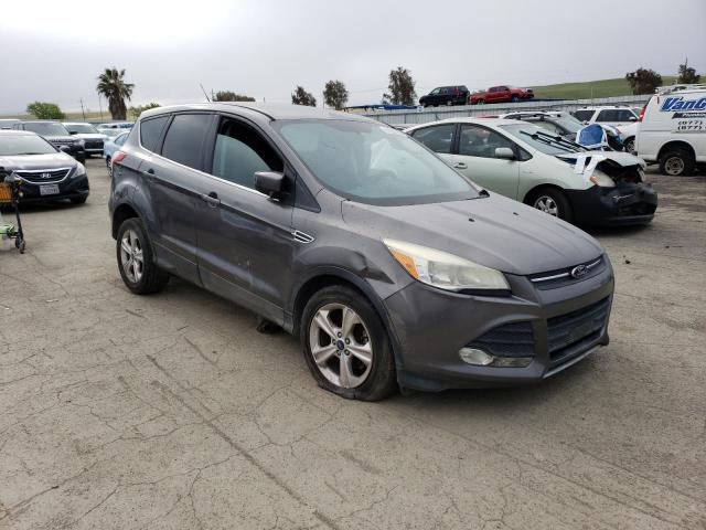 1FMCU0GX8EUB82062 Ford ESCAPE SE