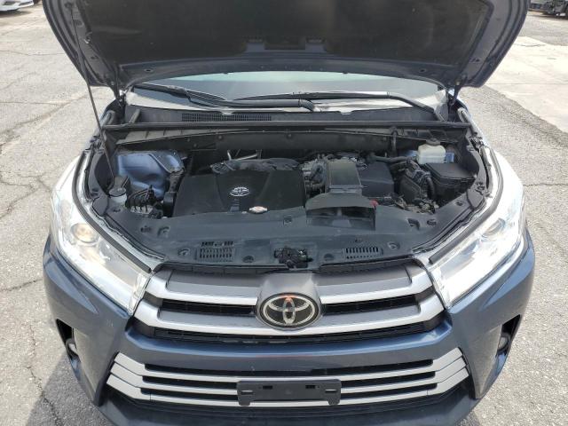 5TDKZRFH6JS245688 Toyota Highlander Se