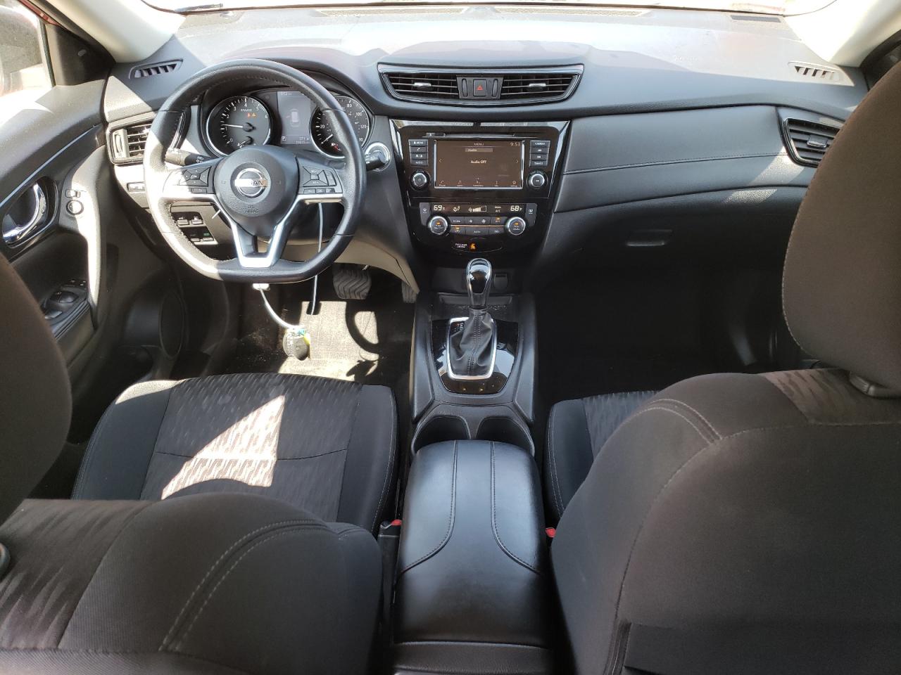 5N1AT2MVXJC846158 NISSAN ROGUE 2018