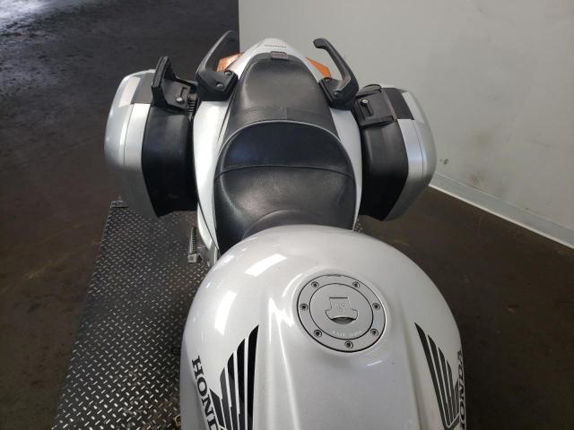 2003 HONDA VFR800 JH2RC46153M500844