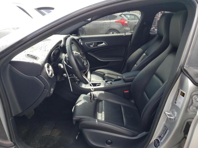 WDDSJ4EB2JN533727 Mercedes-Benz CLA 250