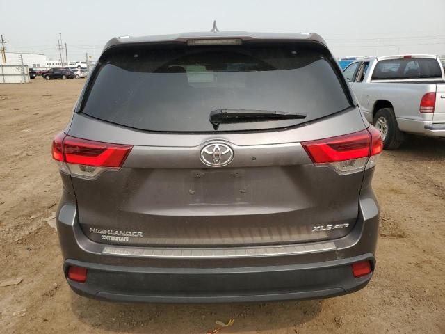 5TDJZRFHXJS851989 Toyota Highlander Se