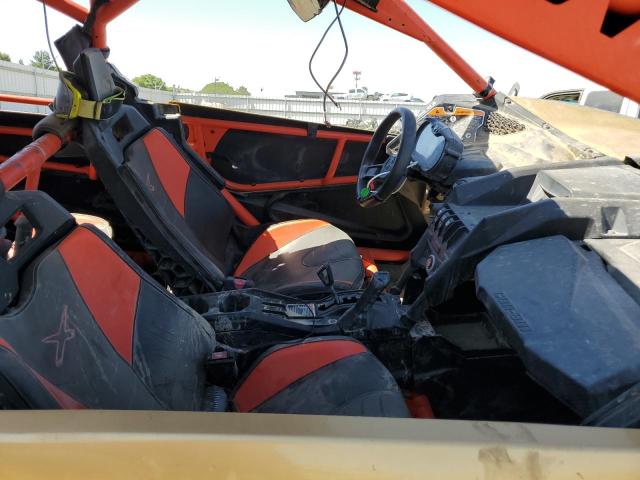 2017 CAN-AM MAVERICK 3JBVNAW28HK000860