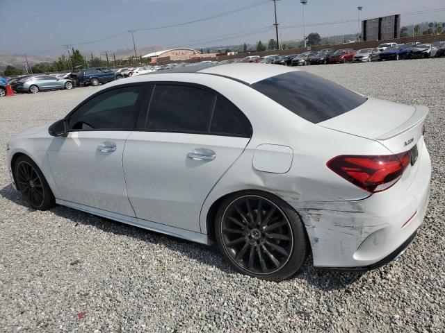 WDD3G4EB6KW024433 Mercedes-Benz A 220