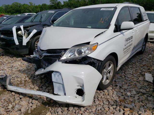 2019 Toyota Sienna LE