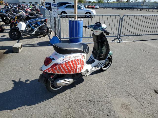 2020 VESPA MC - ZAPCAV6B7L5200010