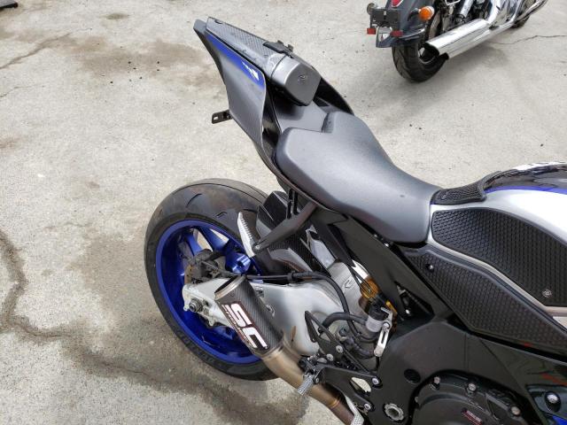 2022 YAMAHA YZFR1M C - JYARN67Y8NA000381