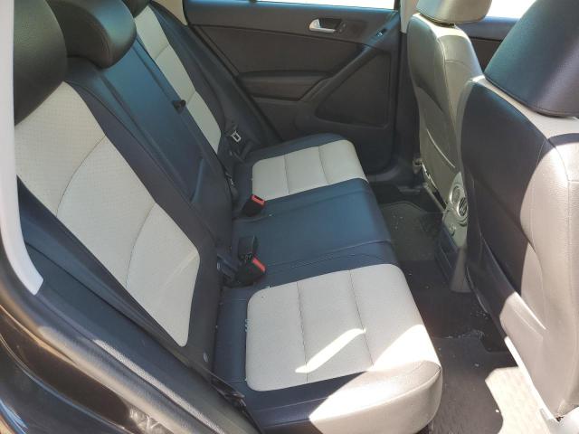 2017 VOLKSWAGEN TIGUAN WOL - WVGRV7AX0HK000024