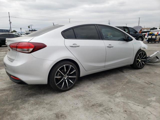 3KPFK4A72JE226945 KIA FORTE LX