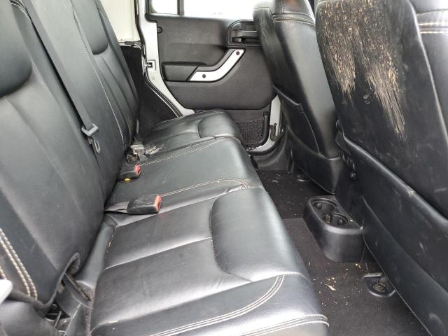 1C4HJWEG2EL202515 Jeep Wrangler Unlimited Sahara